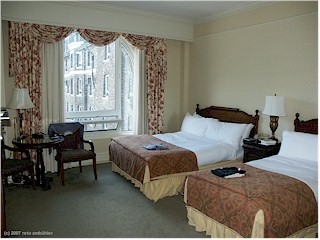 [ hotel room 549 at fairmont springs hotel in banff (room 549) ]